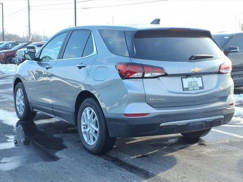 Used 2024 Chevrolet Equinox LT w/ LPO, Floor Liner Package image 5
