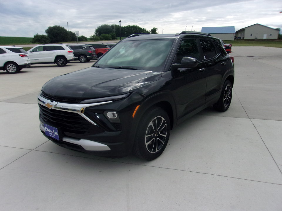 Used 2024 Chevrolet TrailBlazer LT w/ Driver Confidence Package FWD image 6