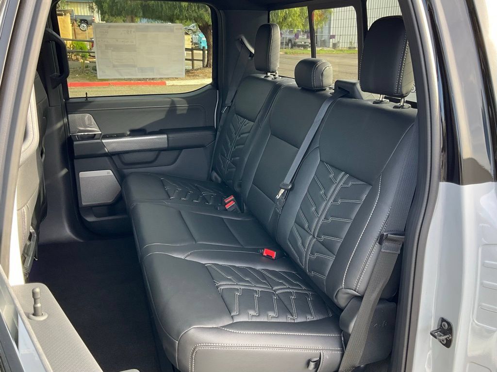 New 2025 Ford F150 XLT w/ Equipment Group 303A High AWD/4WD image 31