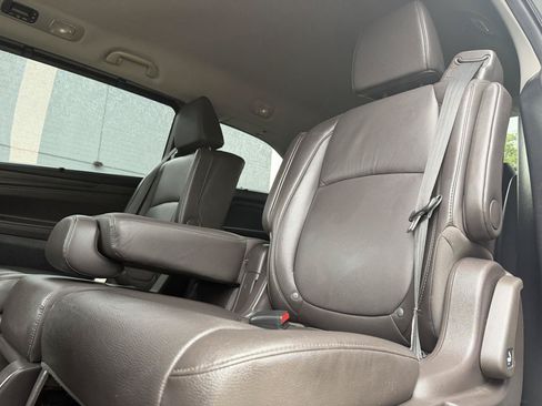 Used 2018 Honda Odyssey Touring image 10