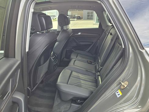 Certified 2025 Audi Q5 2.0T Premium Plus w/ Premium Plus Package image 18