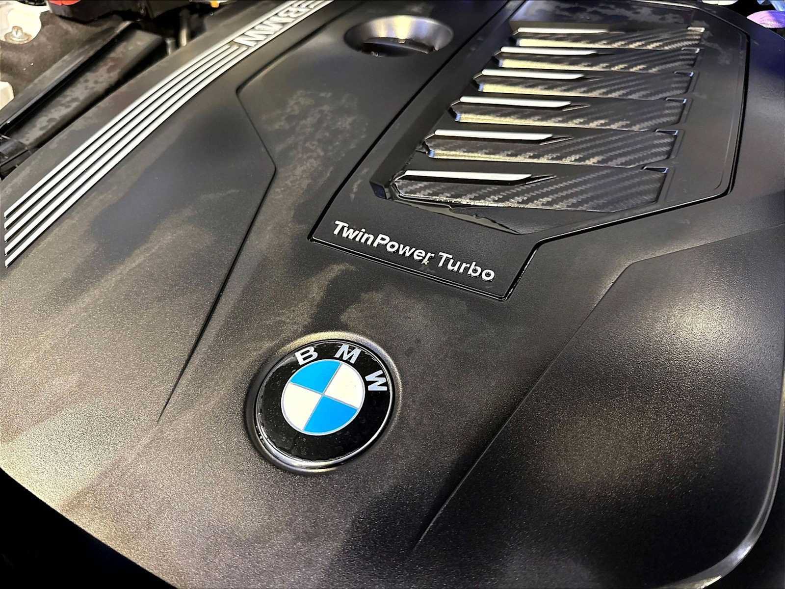 Used 2022 BMW X7 xDrive40i w/ Premium Package AWD/4WD image 33