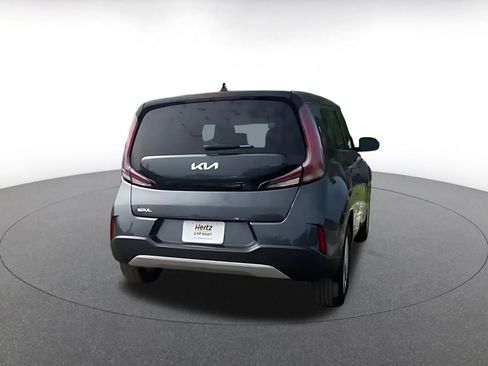 Used 2025 Kia Soul LX w/ LX Technology Package FWD image 15