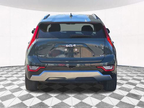 Used 2023 Kia Niro SX Touring image 20