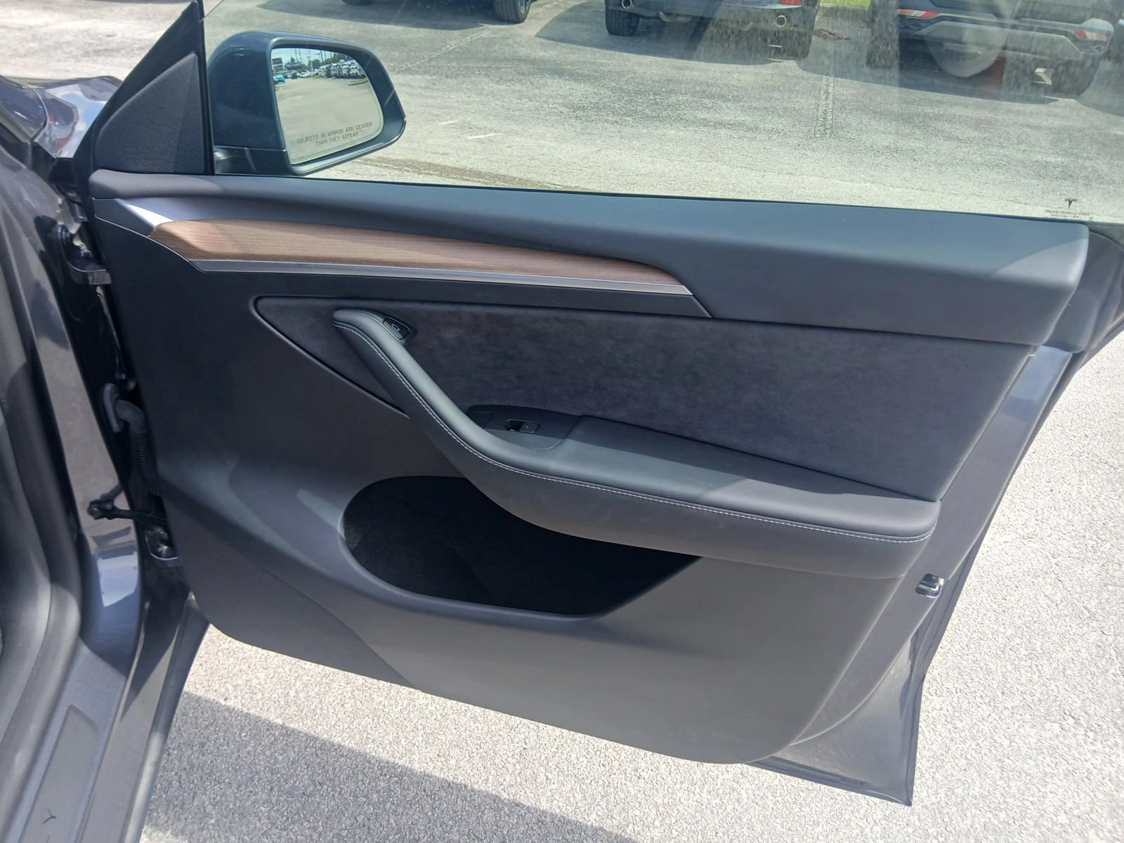 Used 2023 Tesla Model Y Long Range AWD/4WD image 16