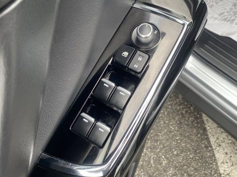 Used 2023 MAZDA CX-9 Touring image 13