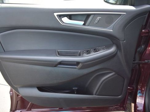 Used 2022 Ford Edge SEL AWD/4WD image 15