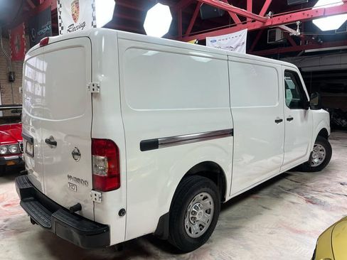 Used 2012 Nissan NV 3500 S RWD image 33
