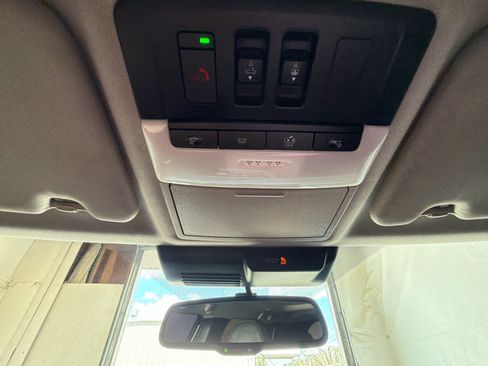 Used 2024 Mitsubishi Outlander SE FWD image 46