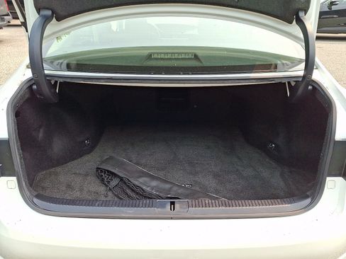 Used 2014 Lexus ES 350 w/ Premium Package FWD image 30