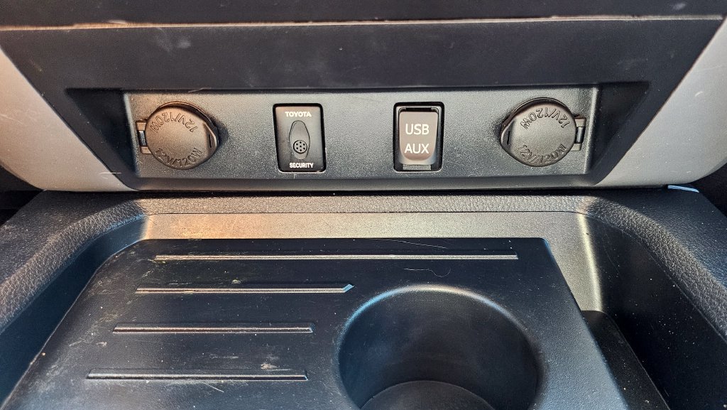 Used 2019 Toyota Tundra Platinum AWD/4WD image 35
