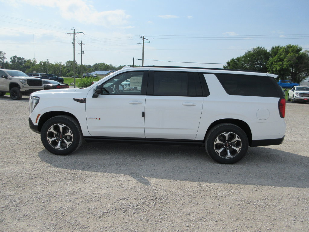 New 2026 GMC Yukon XL AT4 Ultimate AWD/4WD image 6