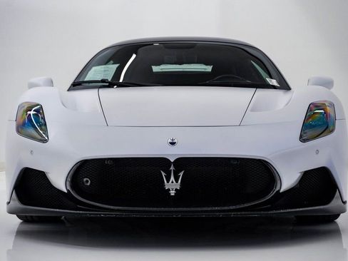 Certified 2022 Maserati MC20 Coupe image 7