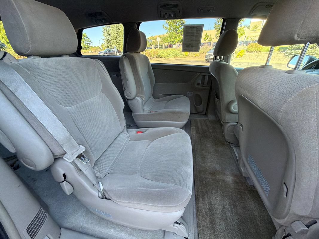 Used 2004 Toyota Sienna CE FWD image 16