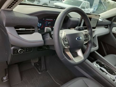 New 2026 Ford Explorer Active w/ Active Comfort Package image 18