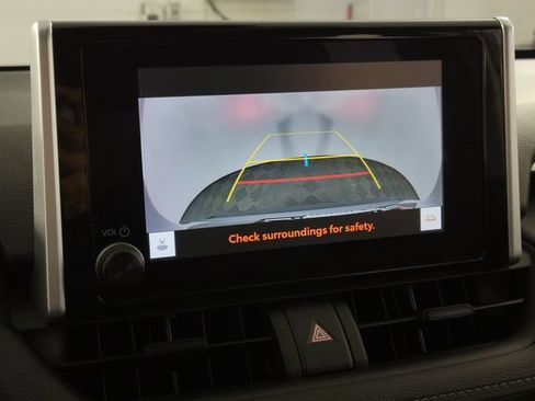 Used 2023 Toyota RAV4 XLE w/ Convenience Package FWD image 20