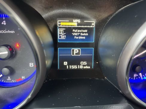 Used 2015 Subaru Legacy 2.5i Premium w/ Moonroof Package image 15