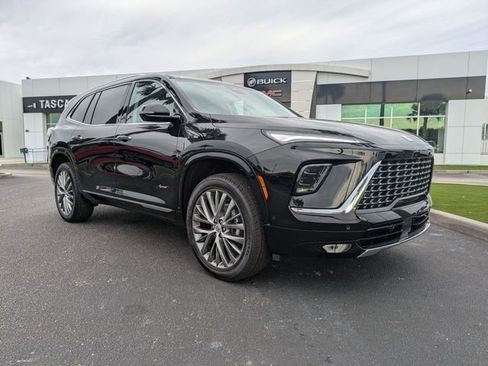 New 2026 Buick Enclave Avenir w/ Super Cruise Package image 2