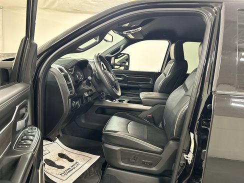 Used 2024 RAM 2500 Laramie w/ Night Edition AWD/4WD image 9