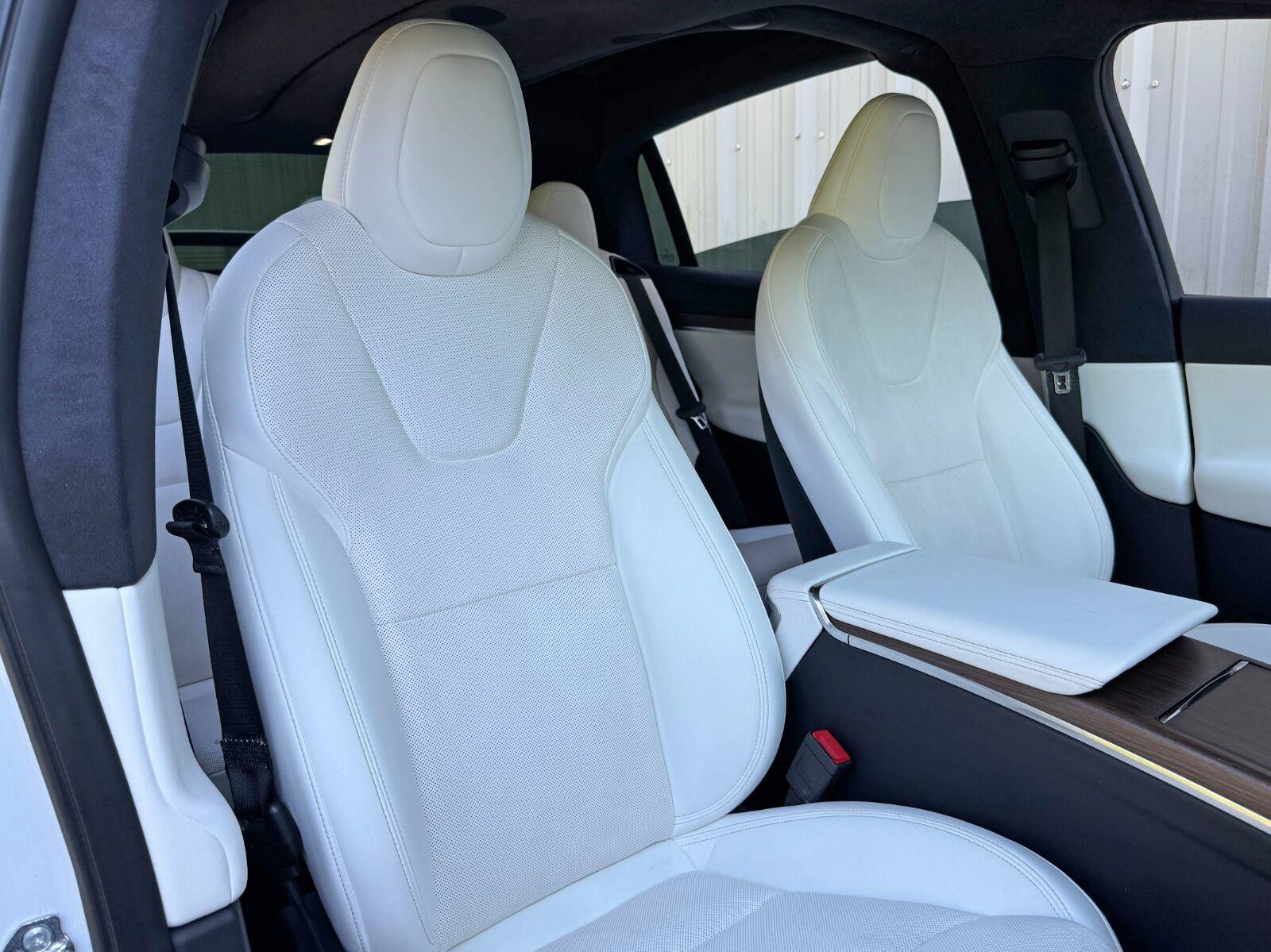 Used 2022 Tesla Model X AWD/4WD image 41