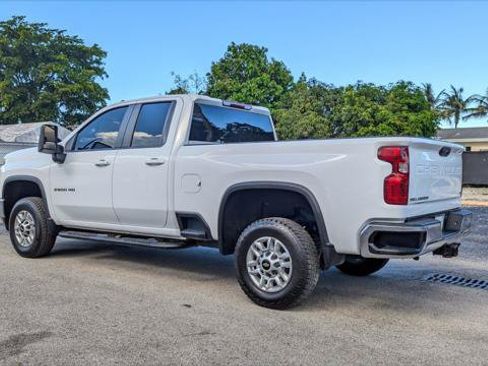 Used 2022 Chevrolet Silverado 2500 LT w/ Convenience Package RWD image 6