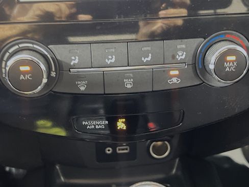 Used 2021 Nissan Rogue Sport S FWD image 25