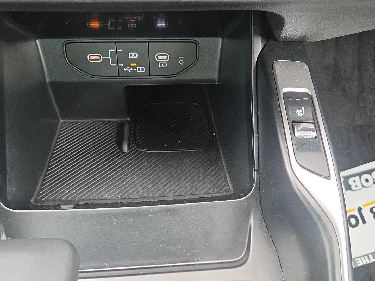 Used 2025 Kia Sorento X-Line EX AWD/4WD image 17