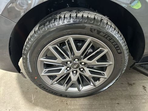 New 2026 Ford Expedition Max Platinum AWD/4WD image 23