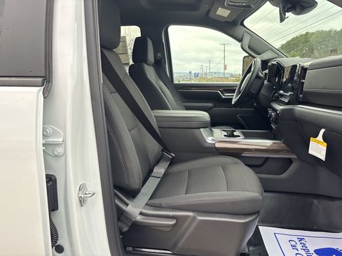 New 2026 Chevrolet Silverado 3500 LT w/ Convenience Package image 26