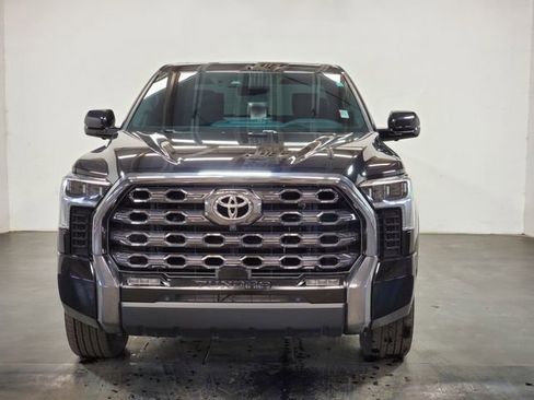 Used 2023 Toyota Tundra Platinum image 3