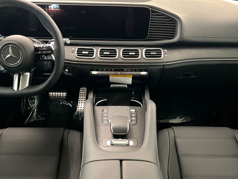 New 2026 Mercedes-Benz GLS 450 4MATIC image 13