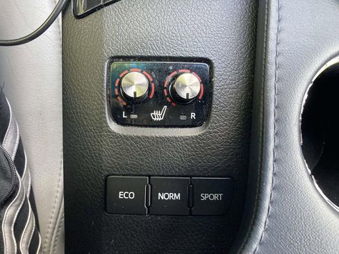 Used 2014 Toyota Avalon XLE Touring FWD image 15