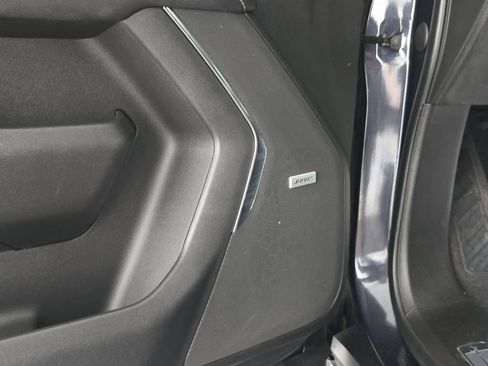 Used 2023 Chevrolet Tahoe Premier AWD/4WD image 30