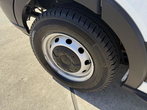 Certified 2019 Ford Transit 350 XL image 10