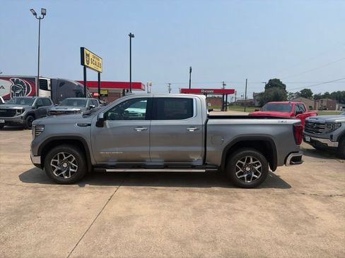 New 2026 GMC Sierra 1500 SLT w/ SLT Premium Package AWD/4WD image 3
