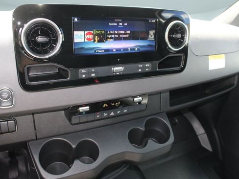 New 2026 Mercedes-Benz Sprinter 2500 image 23