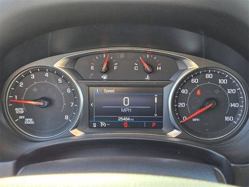 Used 2023 GMC Terrain SLE image 31