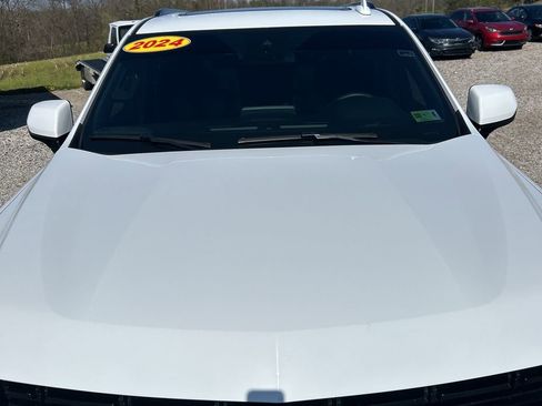 Used 2024 Chevrolet Tahoe RST w/ Luxury Package image 9