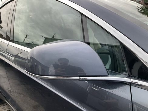 Used 2017 Tesla Model X 75D image 80