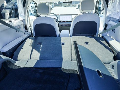 Used 2024 Hyundai Ioniq 5 Limited image 19