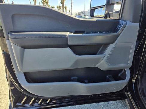 Used 2023 Ford F350 XLT w/ FX4 Off-Road Package image 19