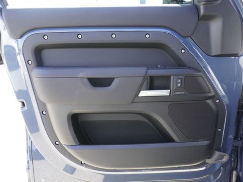 New 2026 Land Rover Defender 110 S AWD/4WD image 17