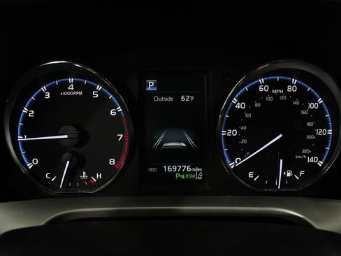 Used 2016 Toyota RAV4 XLE w/ Convenience Package AWD/4WD image 28