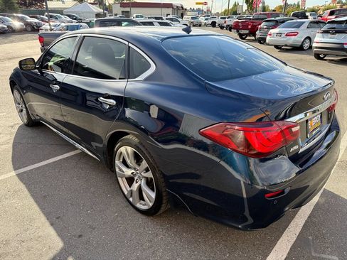 Used 2016 INFINITI Q70 L 3.7 w/ Deluxe Touring Package AWD/4WD image 5
