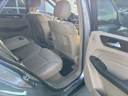 Used 2015 Mercedes-Benz ML 250 ML 250 BlueTEC 4MATIC Sport Ut image 23