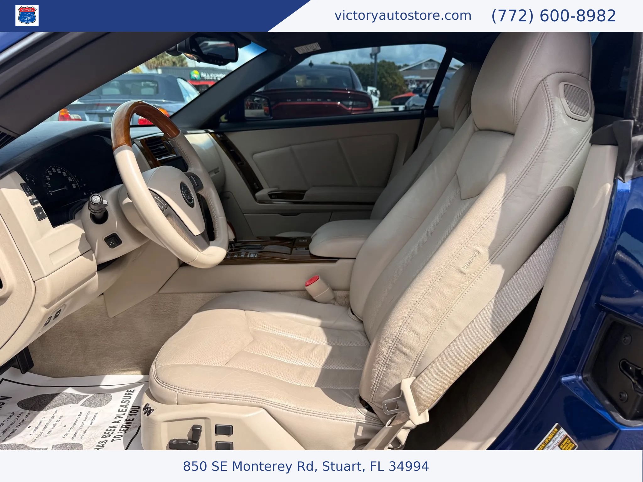 Used 2006 Cadillac XLR RWD image 4