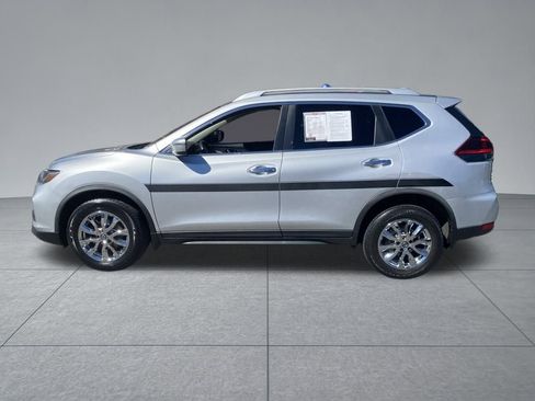 Used 2020 Nissan Rogue S w/ Special Edition Package image 4