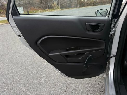 Used 2017 Ford Fiesta S image 16