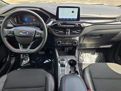 Used 2025 Ford Escape ST-Line AWD/4WD image 19