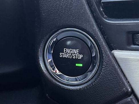 Used 2018 GMC Yukon XL Denali w/ Denali Ultimate Package image 18